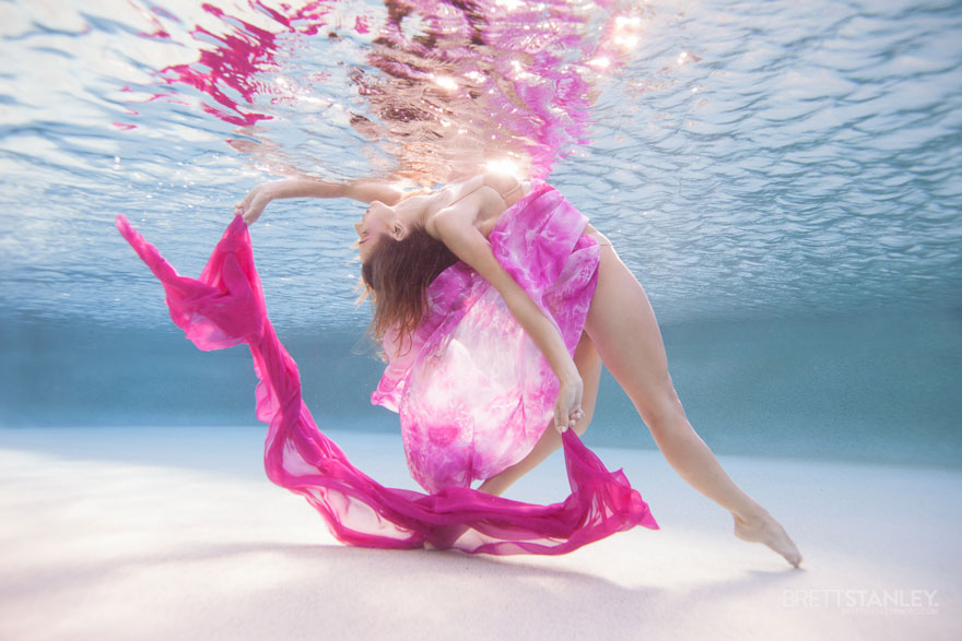 underwater pole dancing Brett Stanley photography boomkats polewear1